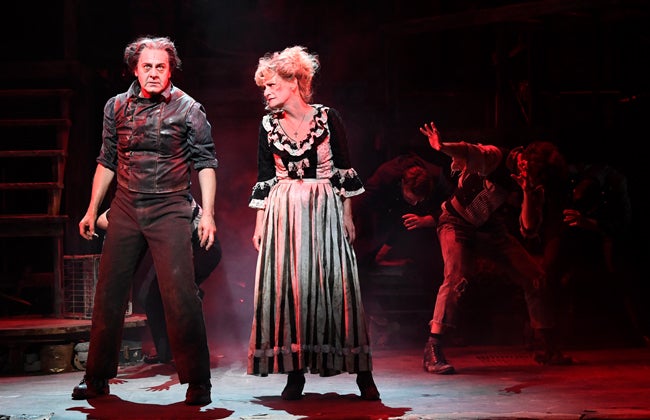 SweeneyTodd_spotlight.jpg